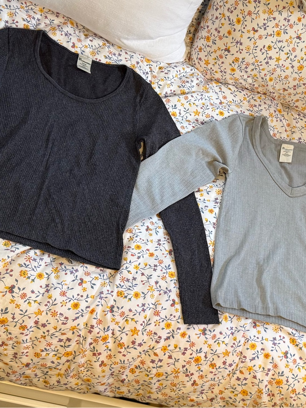 Women’s Ribbed Long Sleeve Shirts   Dark & Light Grey